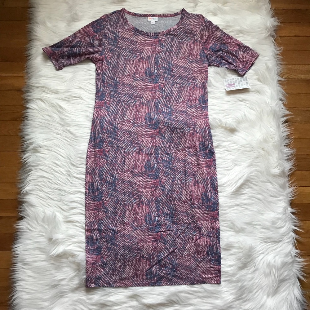 LuLaRoe Medium Pink Blue Basketweave Julia Dress
